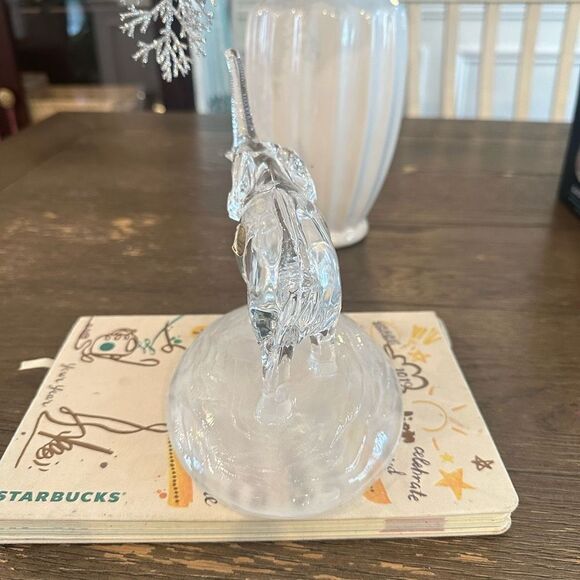 Cristal d'Arques Elephant Figurine 24% Lead Crystal Glass France Frosted Base‎ - Picture 3 of 7